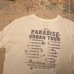 Urban Tour Crew Cropped Tee